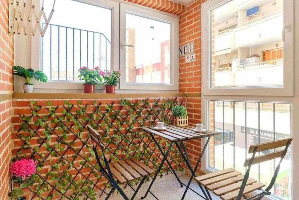 Flamenco Chill Apartment Torrevieja Extérieur photo
